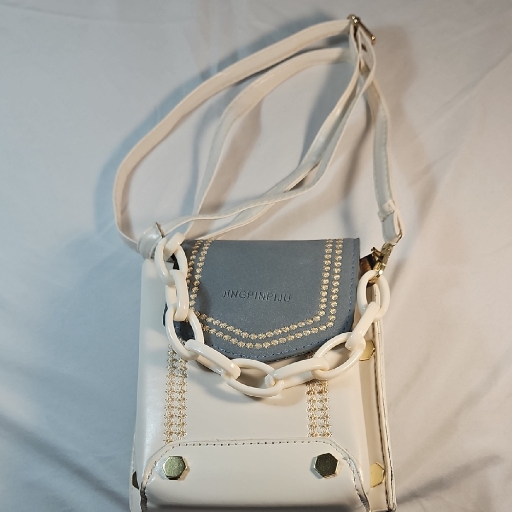 Gray and White Crossbody Bag with Structured Design
